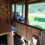 شاليه Pour Amoureux De La Nature Avec Vue Sur Le De Retournemer *