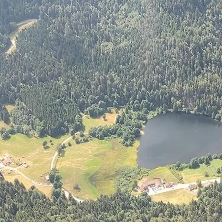 Pour Amoureux De La Nature Avec Vue Sur Le De Retournemer Chalet